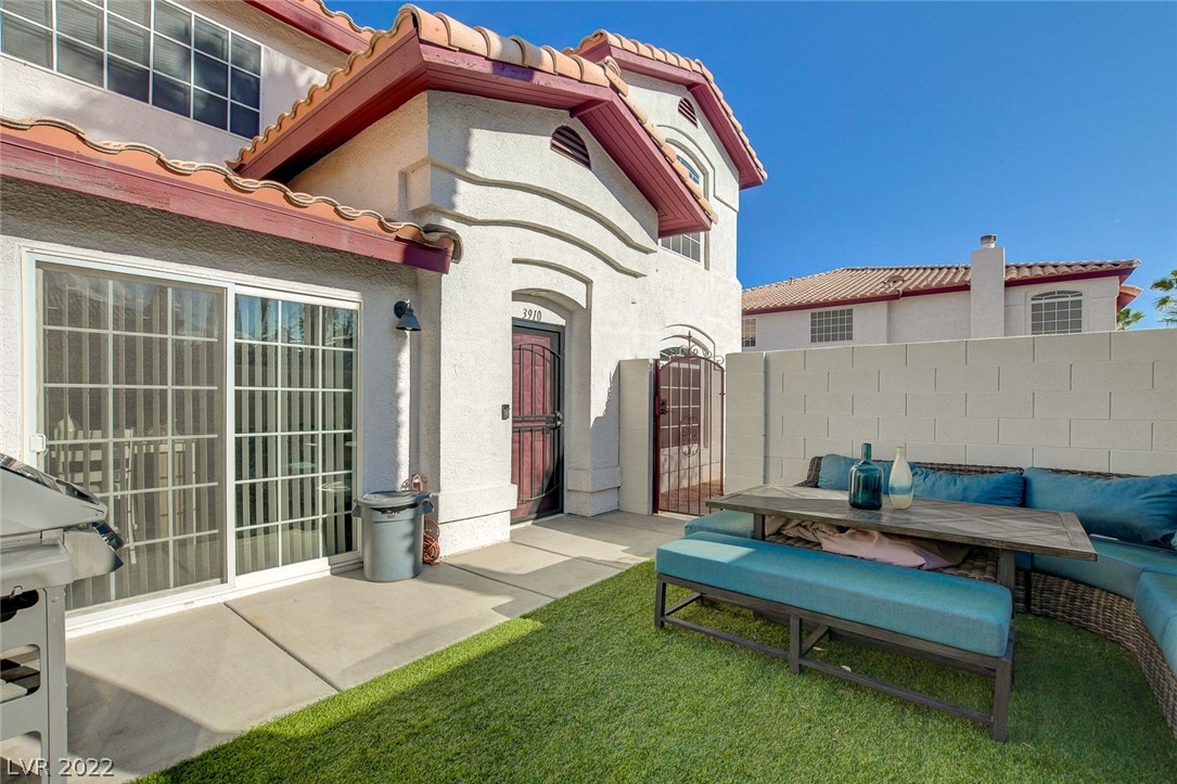 3910 Starfield Lane