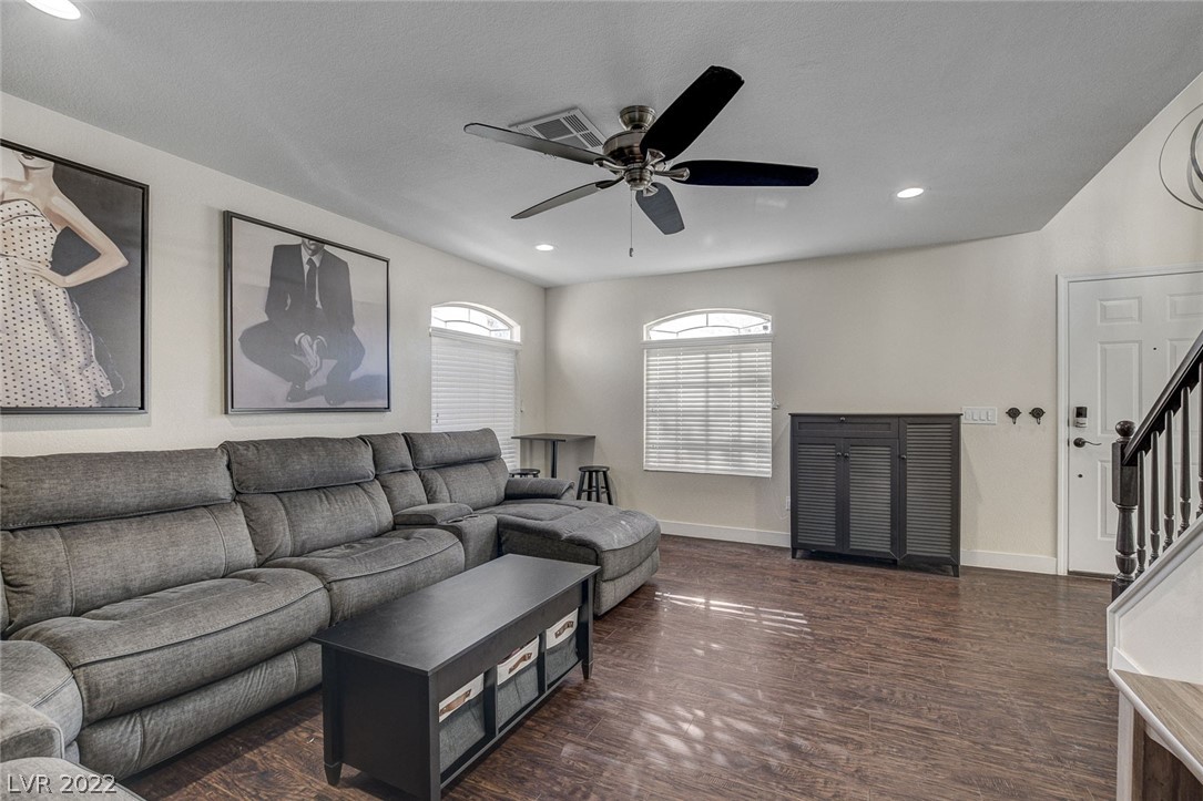 3910 Starfield Lane