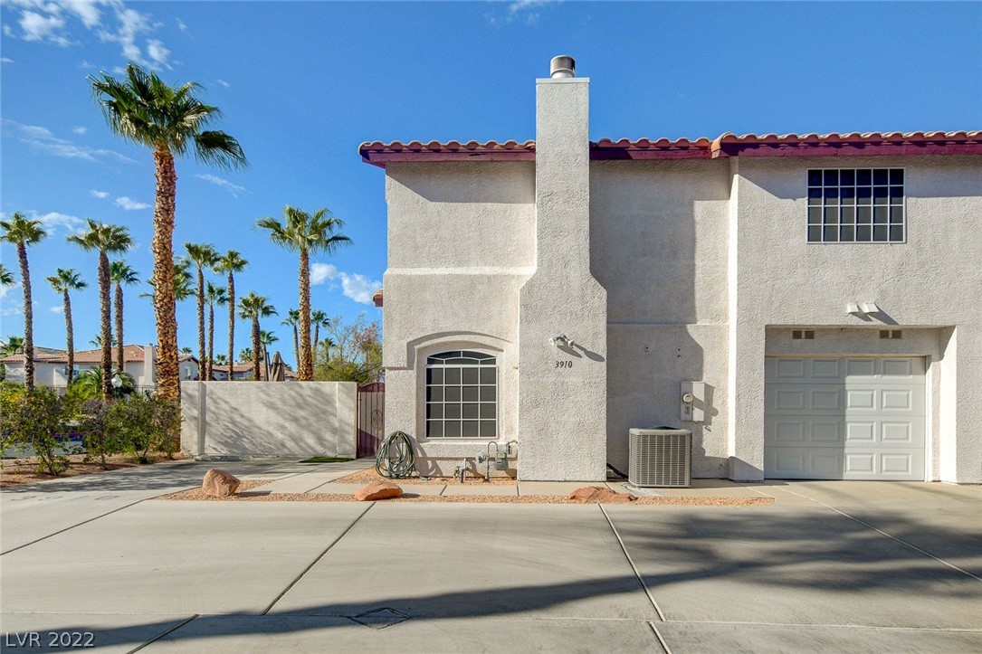 3910 Starfield Lane