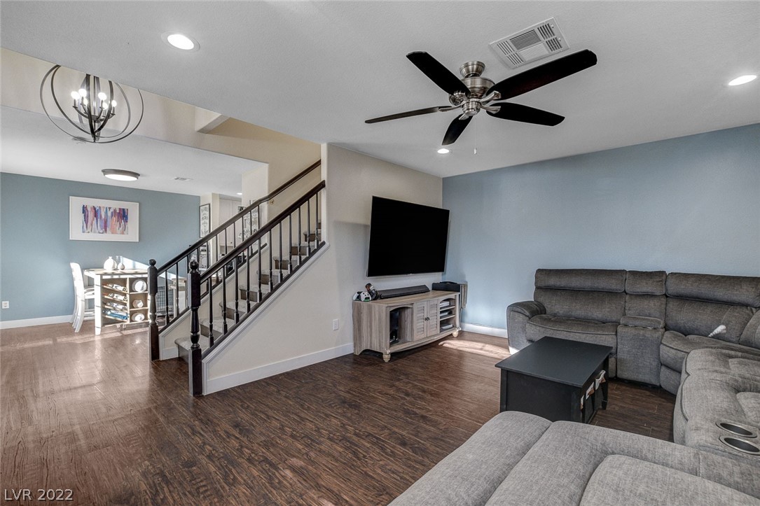 3910 Starfield Lane