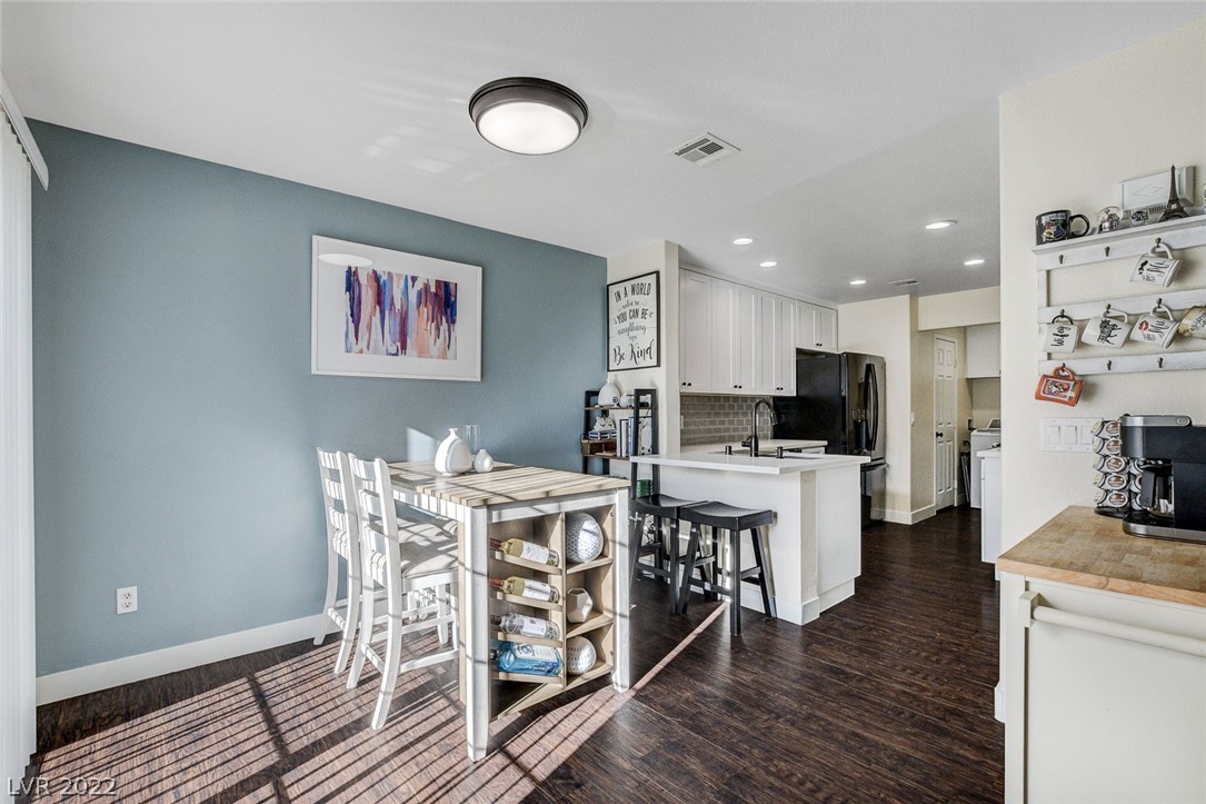 3910 Starfield Lane