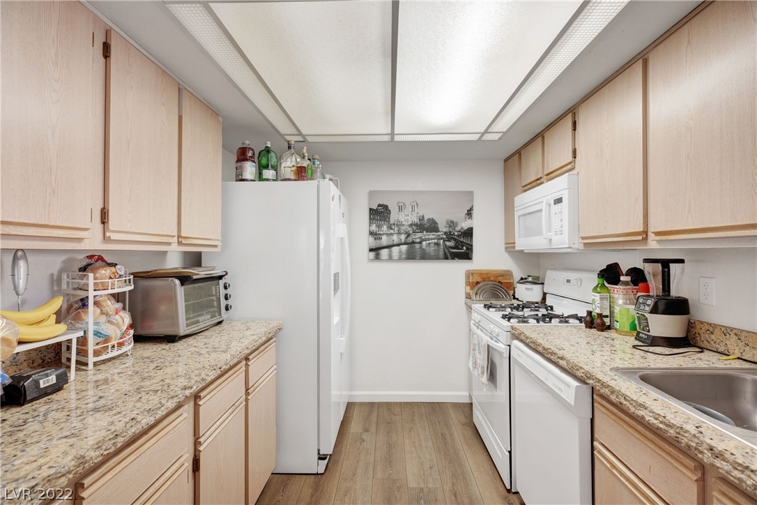 2995 E Sunset Road Unit: 222