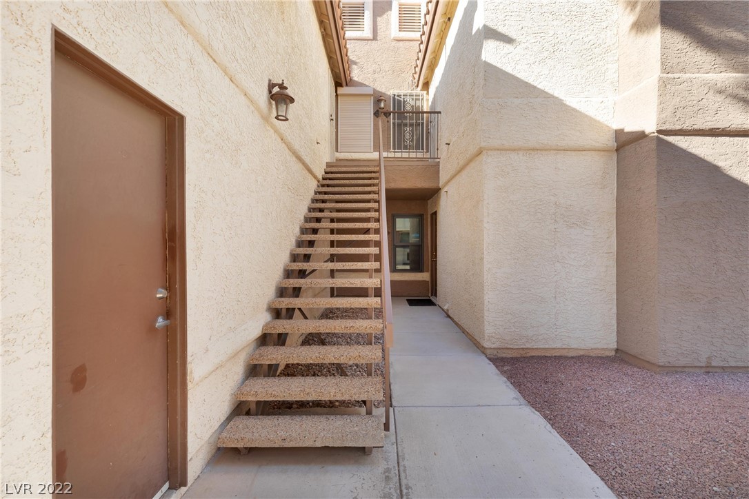 2995 E Sunset Road Unit: 222