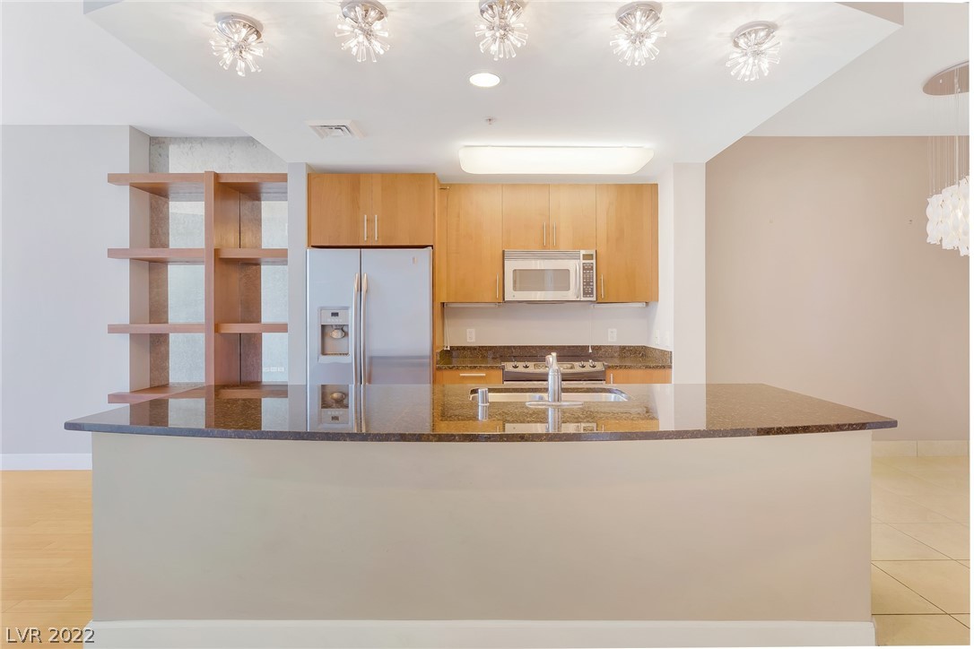 200 W Sahara Avenue Unit: 3110