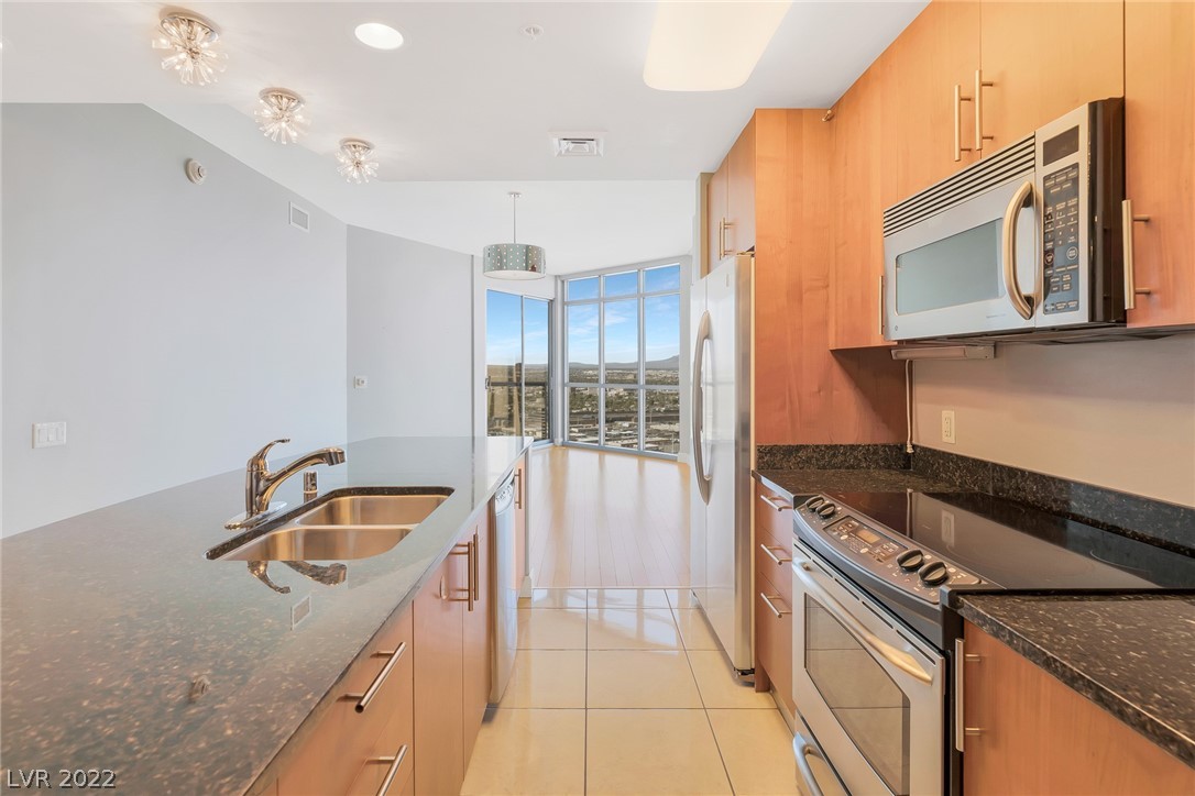 200 W Sahara Avenue Unit: 3110