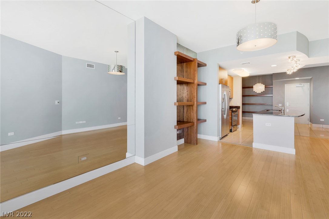 200 W Sahara Avenue Unit: 3110