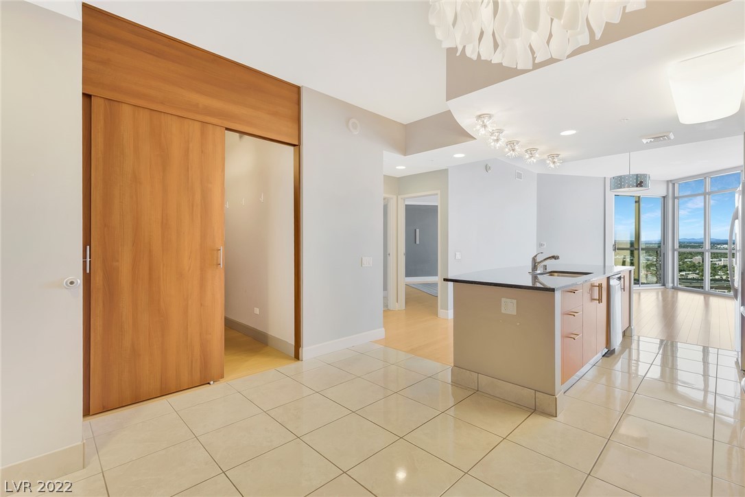 200 W Sahara Avenue Unit: 3110