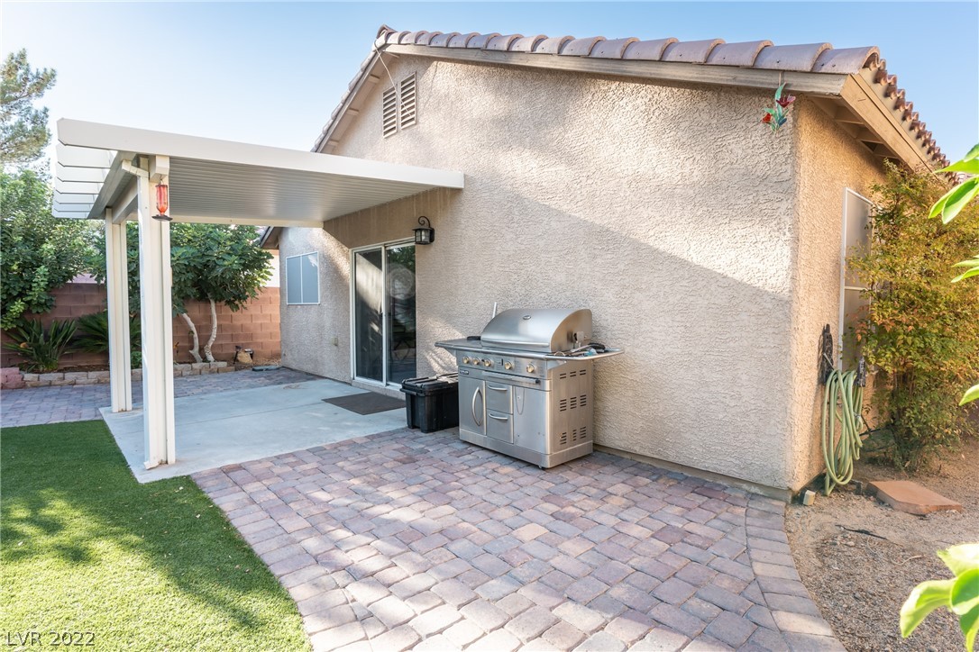 8317 Cavaricci Avenue