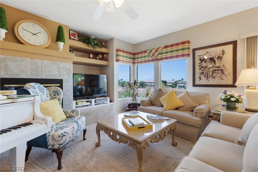10800 Amber Ridge Drive Unit: 201