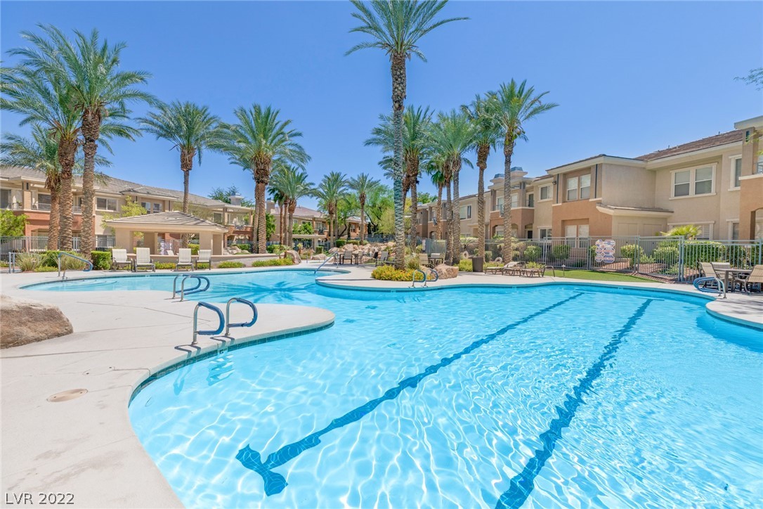10800 Amber Ridge Drive Unit: 201