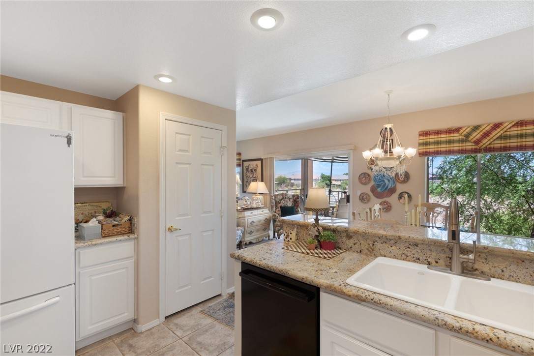 10800 Amber Ridge Drive Unit: 201