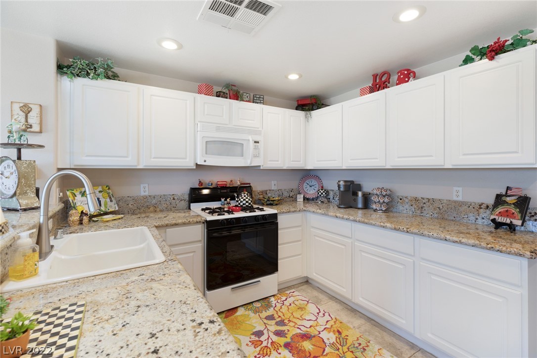 10800 Amber Ridge Drive Unit: 201