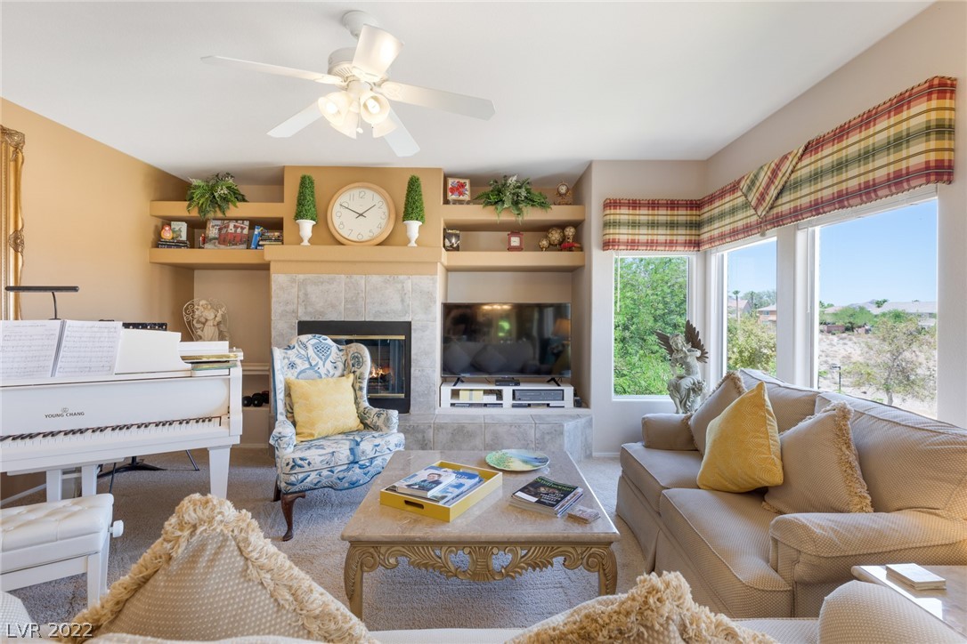 10800 Amber Ridge Drive Unit: 201