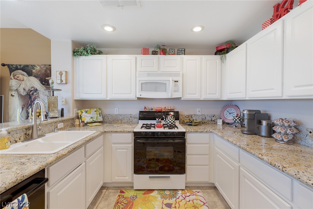 10800 Amber Ridge Drive Unit: 201