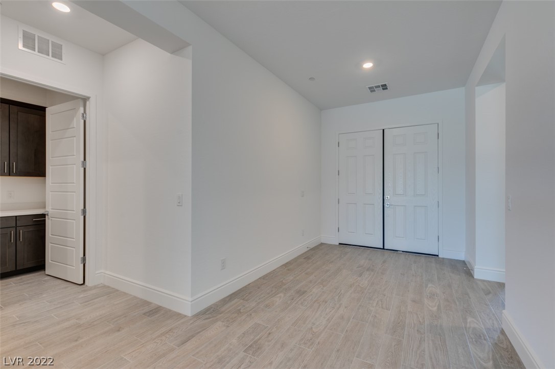 5351 Brevin Court