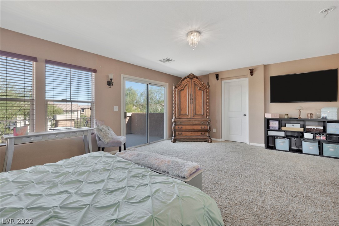 10974 Cherokee Landing Street