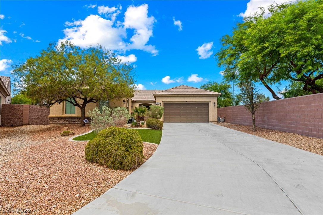 5990 Spanish Mustang Court