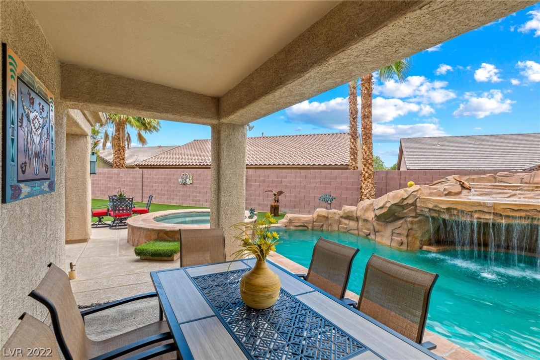 5990 Spanish Mustang Court