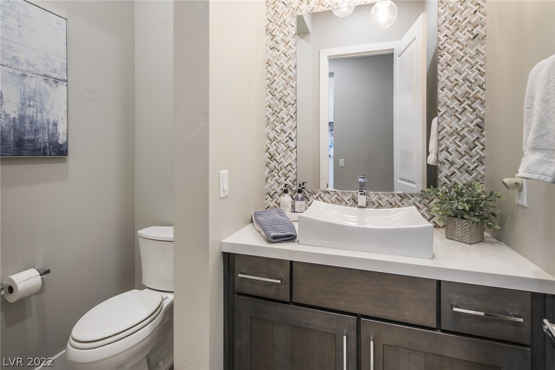8462 Wolf Mountain Court