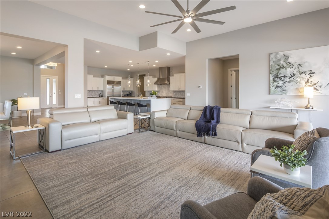 8462 Wolf Mountain Court