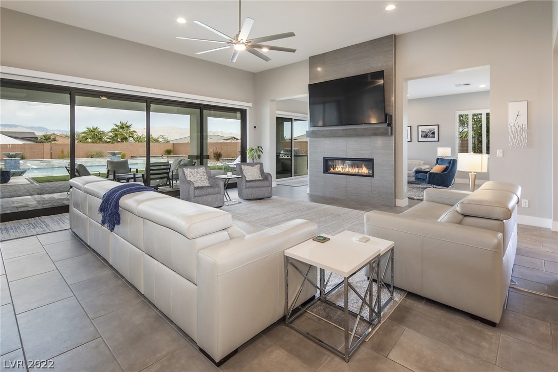 8462 Wolf Mountain Court