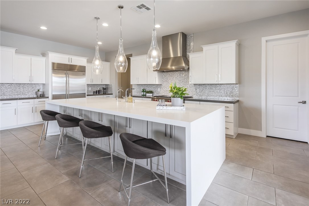 8462 Wolf Mountain Court