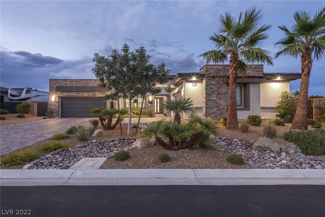 8462 Wolf Mountain Court