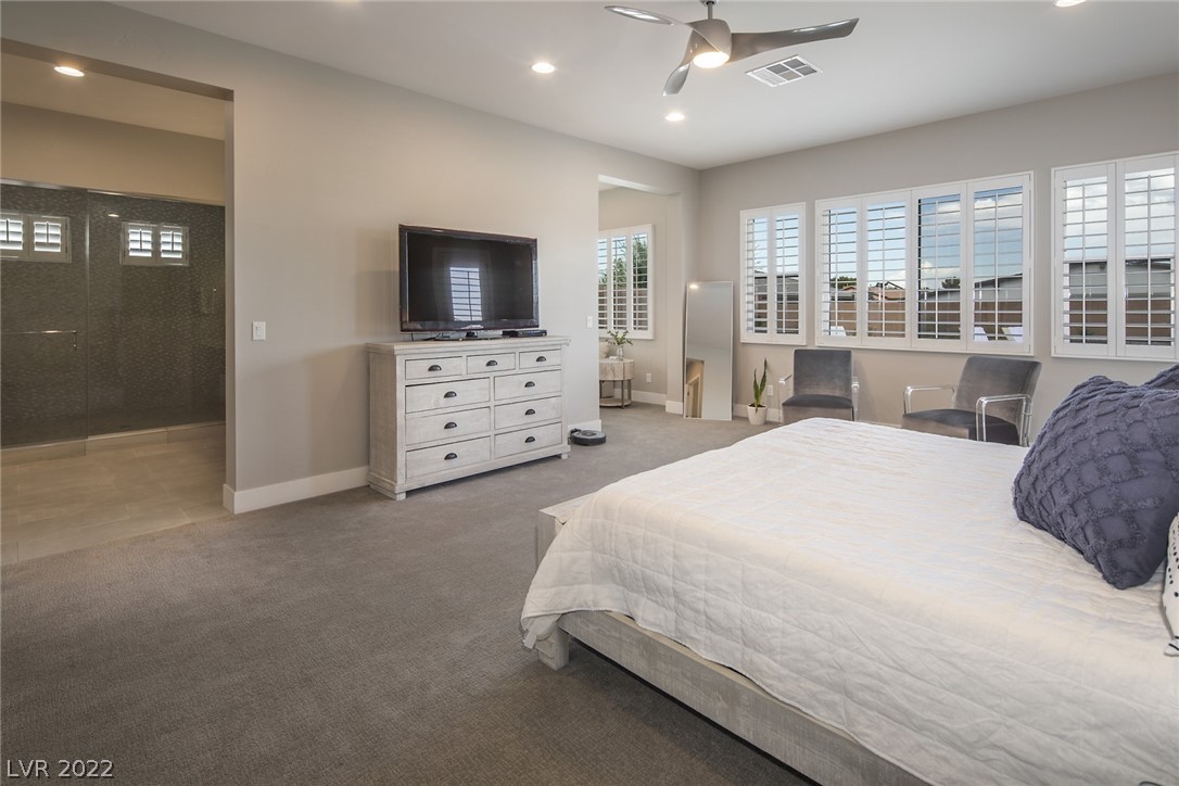 8462 Wolf Mountain Court