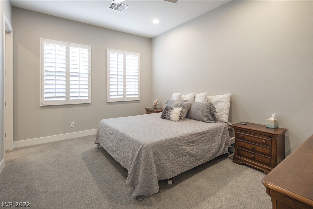 8462 Wolf Mountain Court