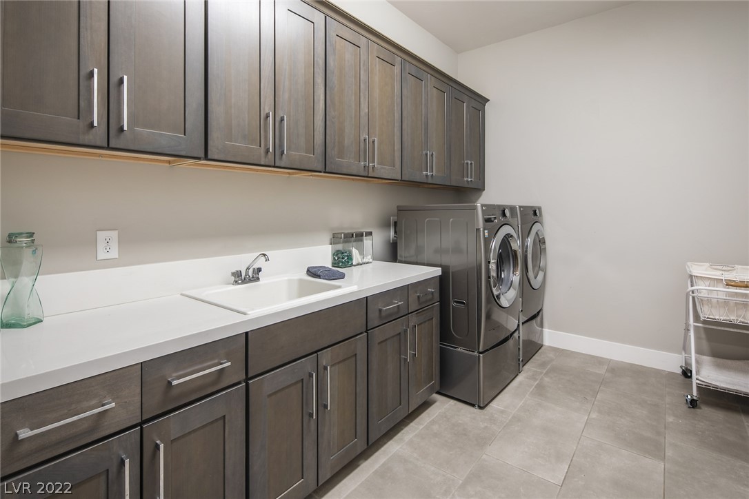 8462 Wolf Mountain Court