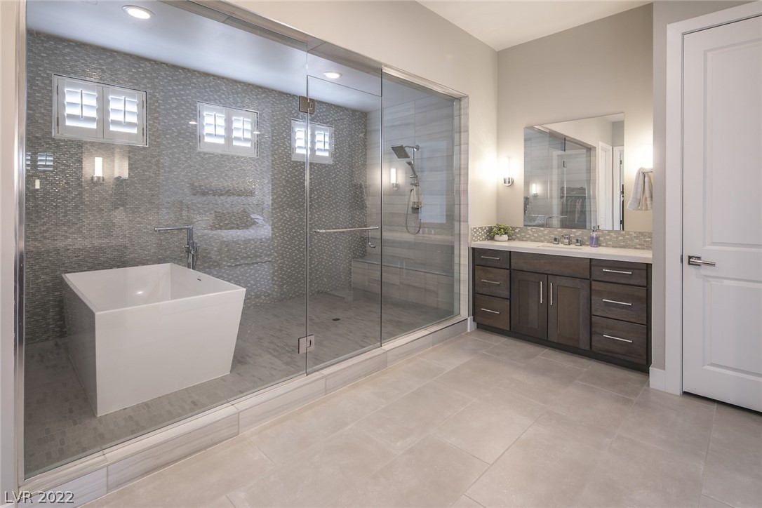 8462 Wolf Mountain Court