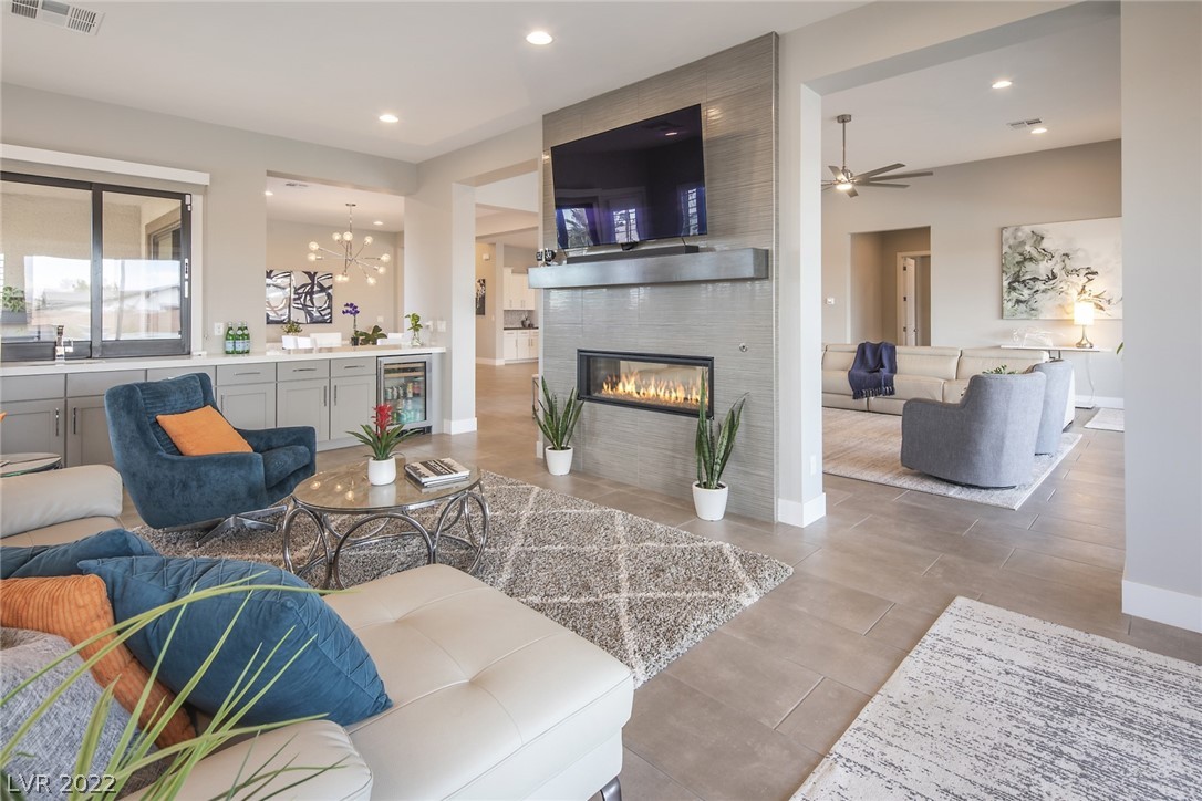 8462 Wolf Mountain Court
