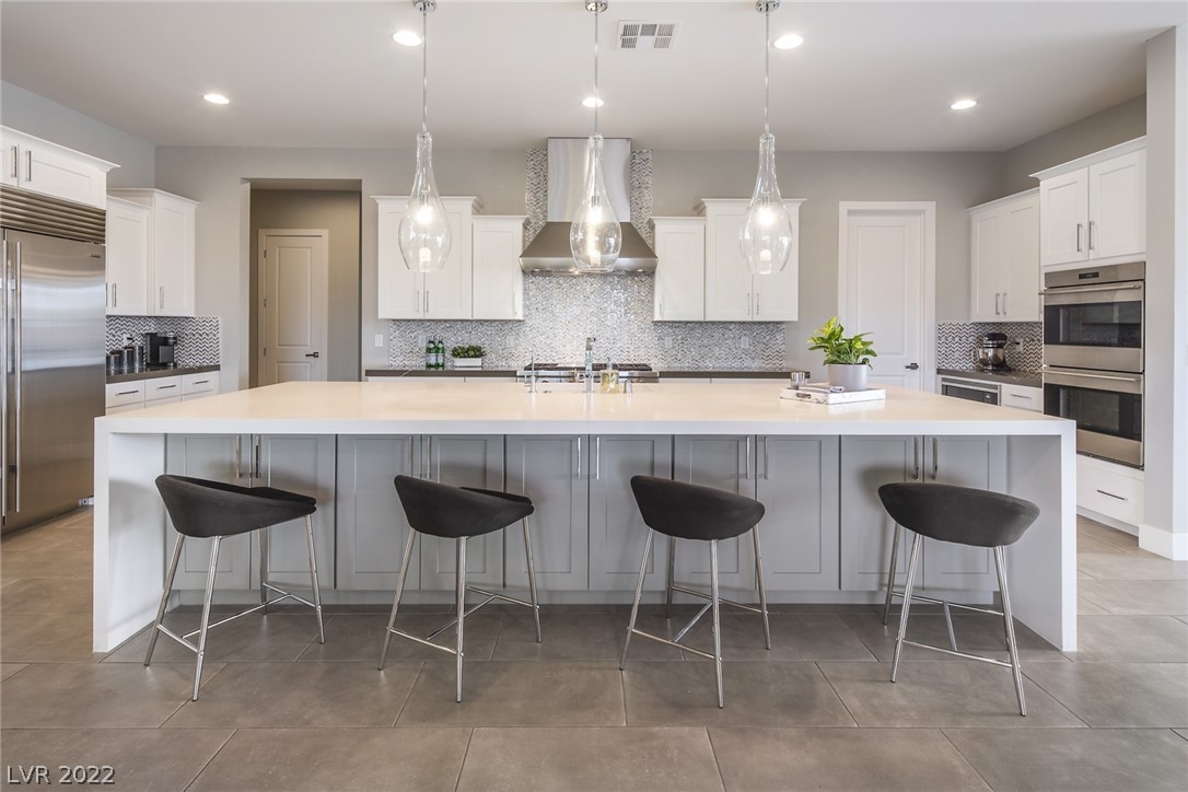 8462 Wolf Mountain Court