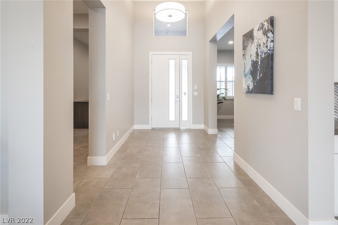 8462 Wolf Mountain Court