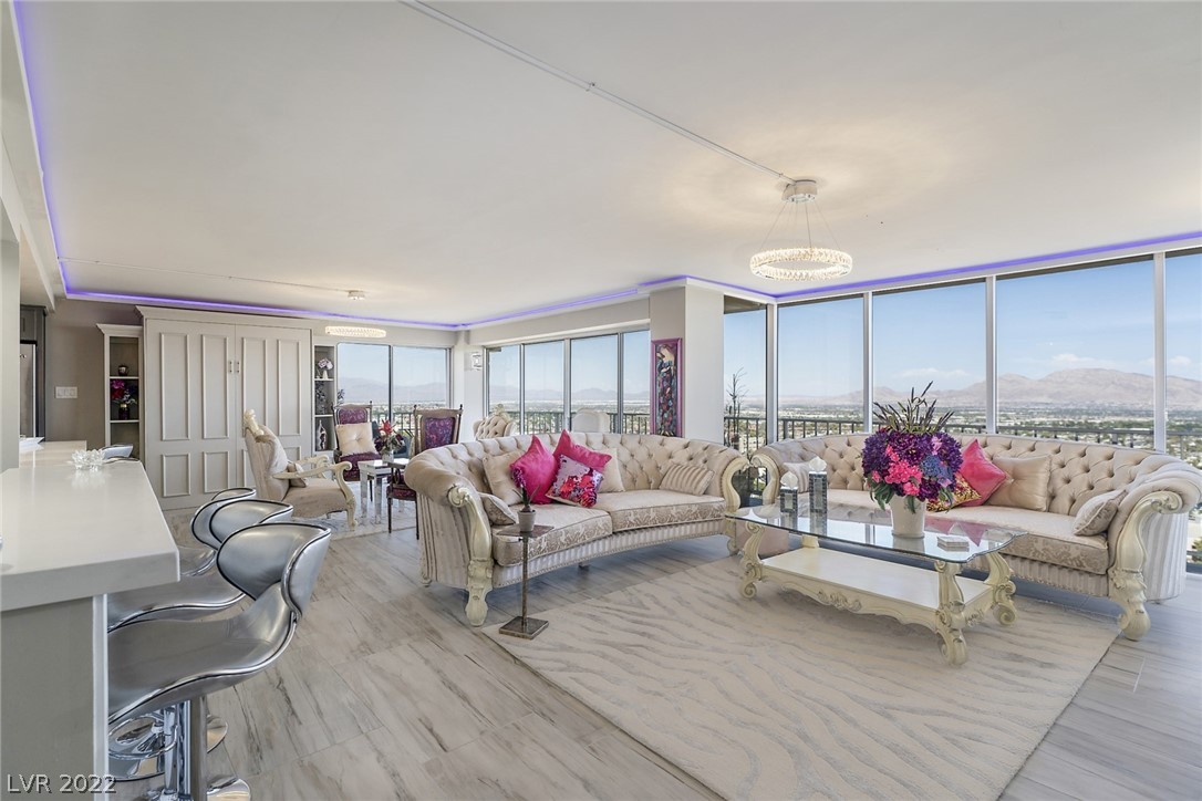 3111 Bel Air Drive Unit: 22B