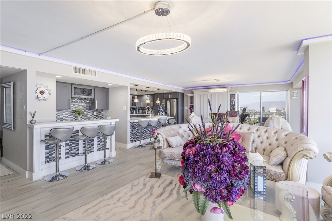 3111 Bel Air Drive Unit: 22B
