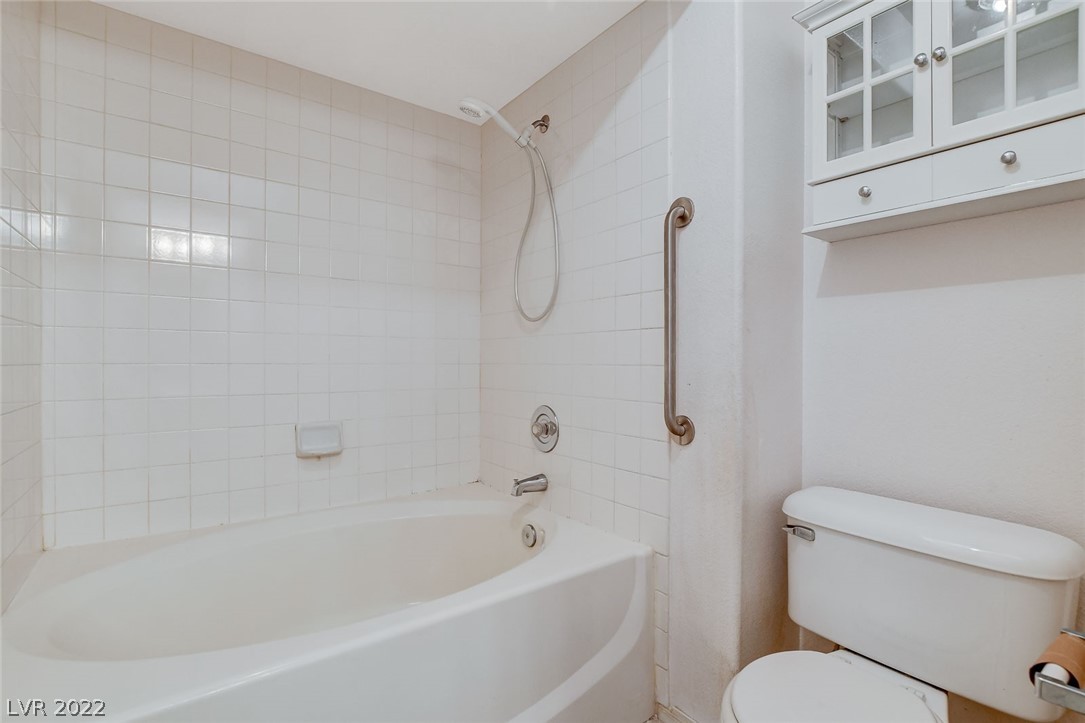 3125 N Buffalo Drive Unit: 1134