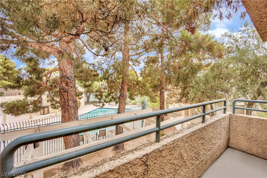 5611 Vineyard Lane Unit: 10