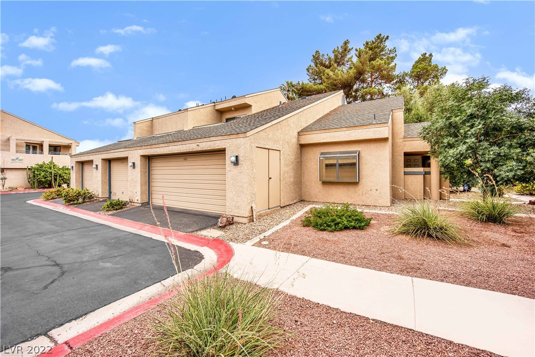 5611 Vineyard Lane Unit: 10