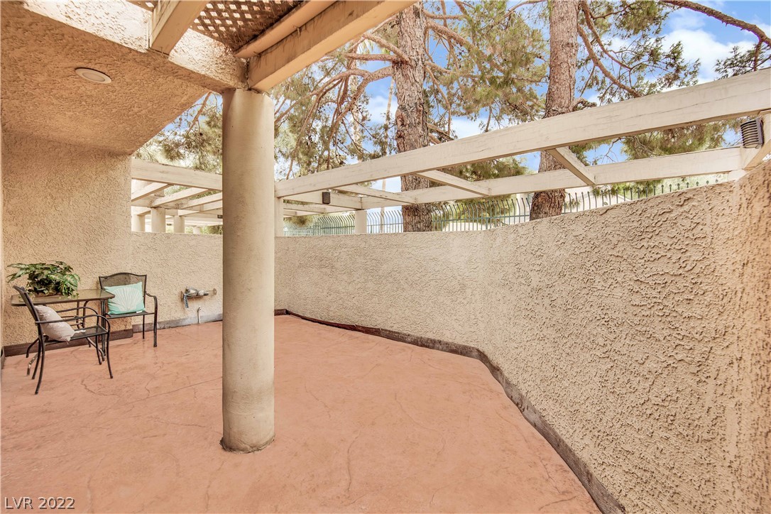 5611 Vineyard Lane Unit: 10