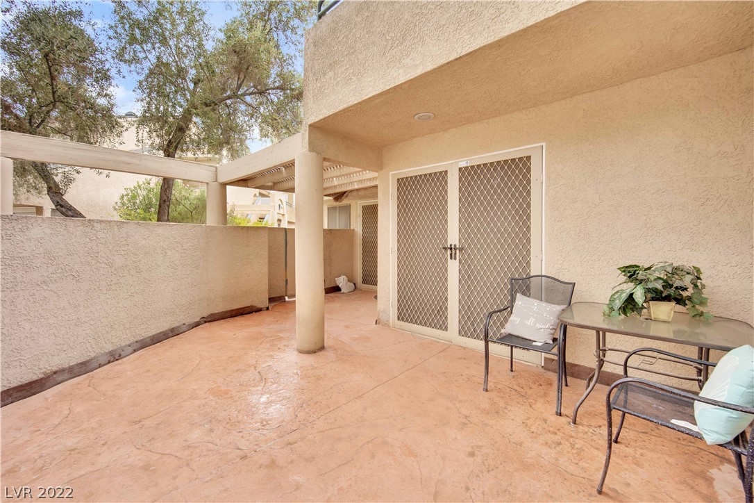 5611 Vineyard Lane Unit: 10
