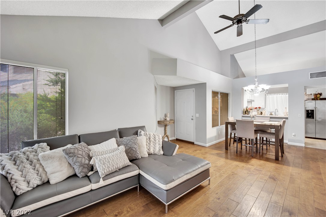 5611 Vineyard Lane Unit: 10