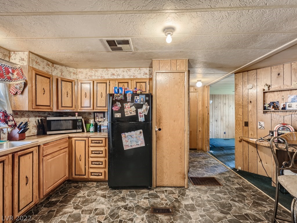 3785 Kolanut Lane