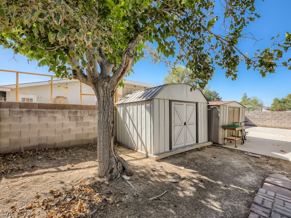 3785 Kolanut Lane