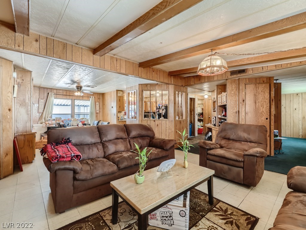 3785 Kolanut Lane