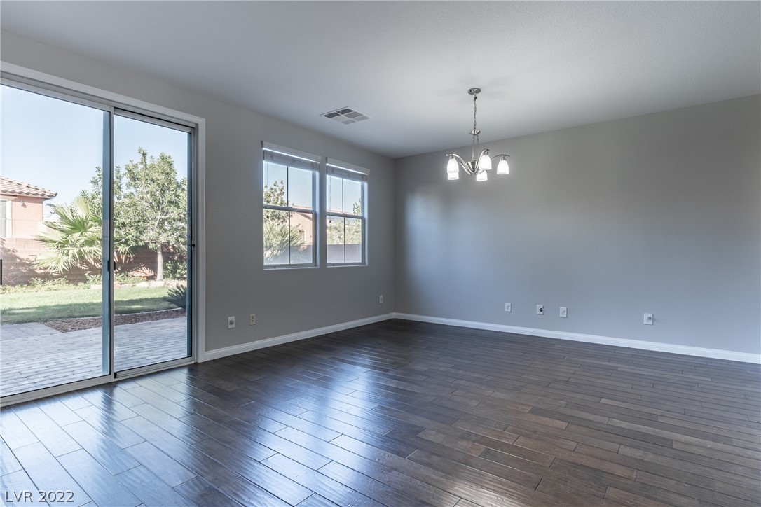 7312 Commanche Agate Court