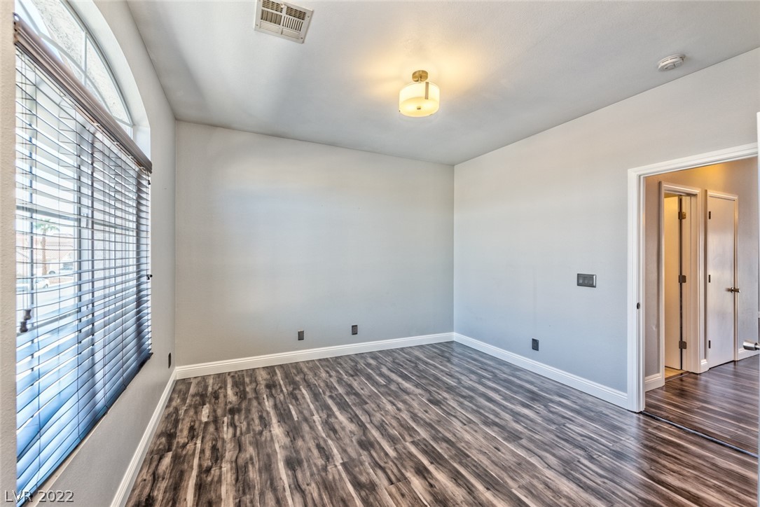 9931 Trailing Vine Street