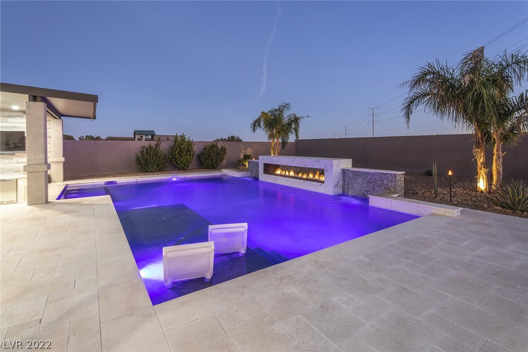 8493 Wolf Mountain Court