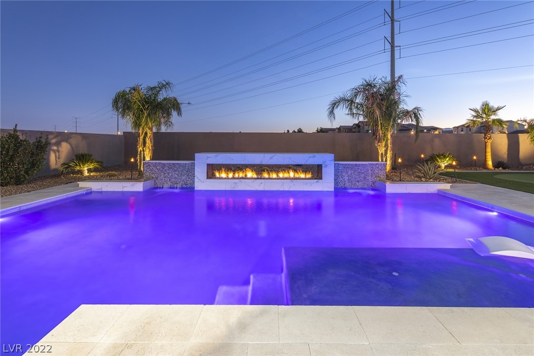 8493 Wolf Mountain Court