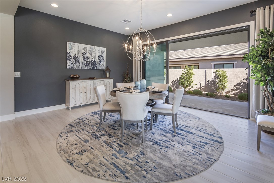 8493 Wolf Mountain Court